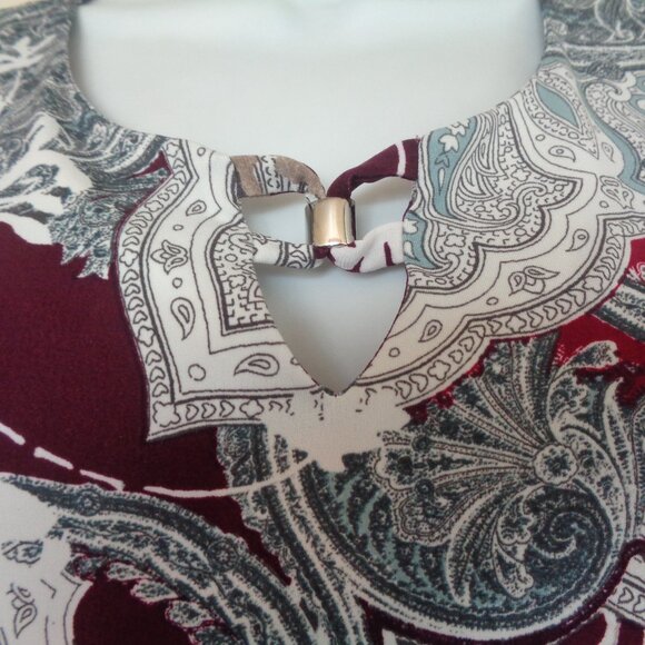 Chico's Paisley Cheetah Print V-Neck Tunic Top Size 3 (XL) - Picture 3 of 9